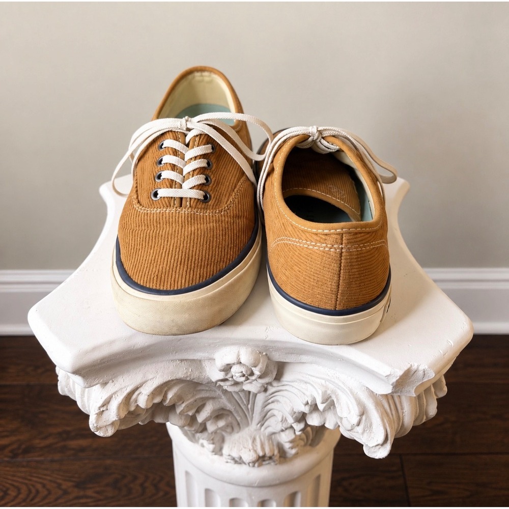 SeaVees Legend Sneaker Cordies Womens 8 Buck Tan Corduroy Low Top Lace Up Shoes